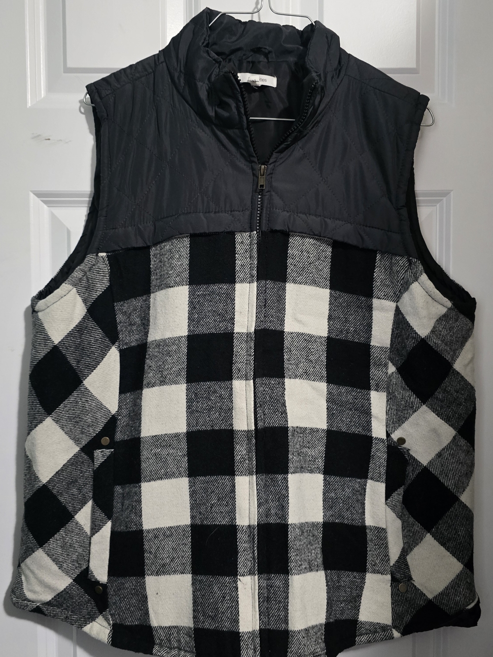 Maurices Black & White Buffalo Plaid Vest